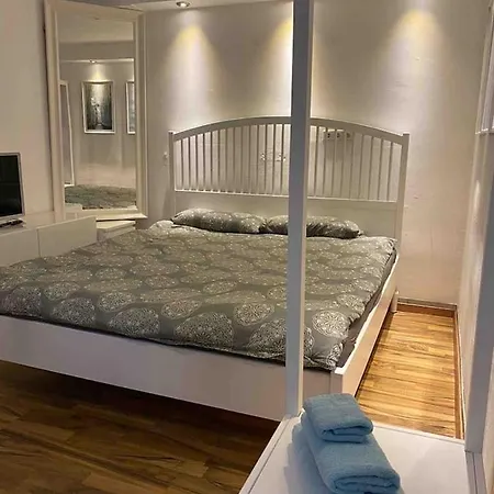 Denzenberg / Mit Garten / Free Parking