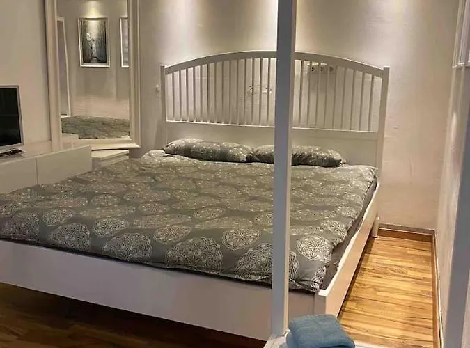 Denzenberg / Mit Garten / Free Parking